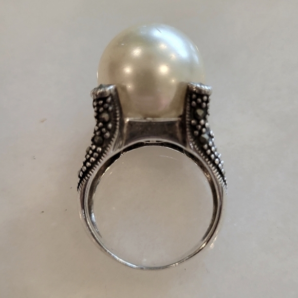 Sterling Silver Marquisite Faux Pearl Ring Cocktail Ring - Picture 1 of 4